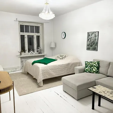 Kallio-3 Spacious And Fun Apartment In Helsinki Center Exterior photo